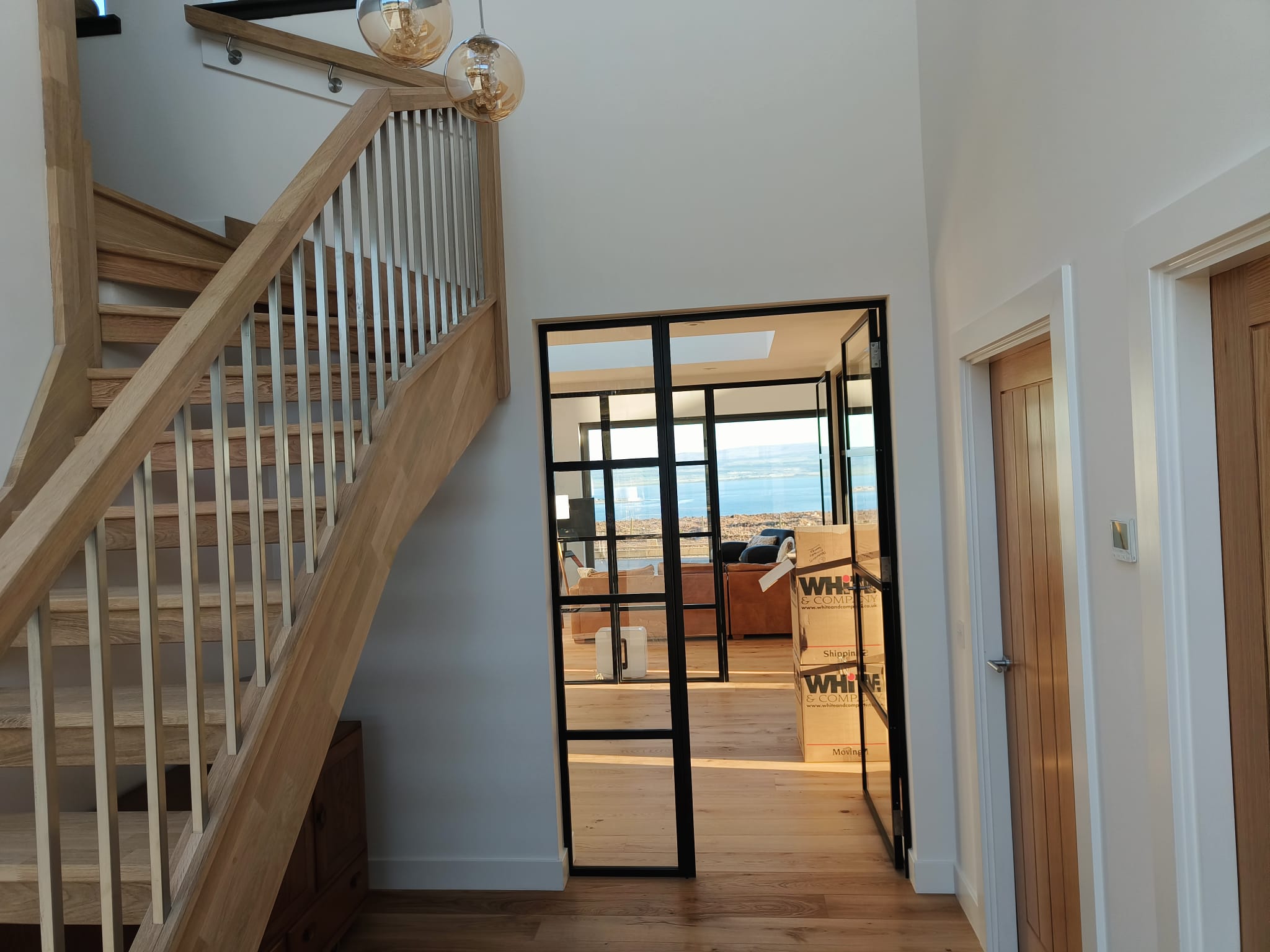 Pinefield Glass | Origin black internal doors
